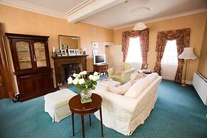 Dufferin Coaching Inn & Hall