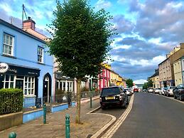Dufferin Coaching Inn & Hall