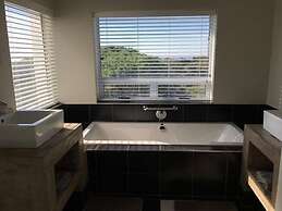 Irish Corner St Francis Bay