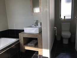 Irish Corner St Francis Bay