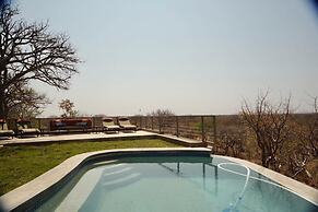 Kifaru Luxury Lodge & Bush Camp