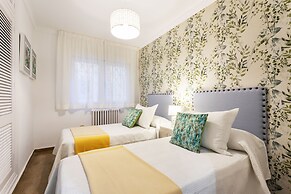 Fabulous 3 Bd Apartment Great Location. Puerta Real