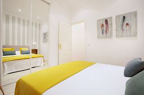 Big Apartment 2 Bedrooms & 2 Bathrooms. Chamberí