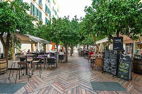 Genteel Home Plaza de las Flores