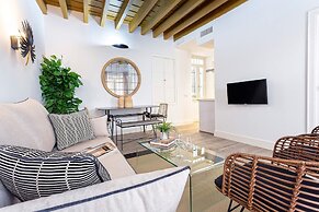 Genteel Home Padre Marchena