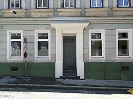 Vienna Gold Apartments