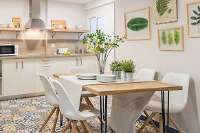 Genteel Home Picasso III