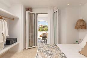 Almiriki Naxos Beachside Living