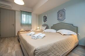 Almiriki Naxos Beachside Living