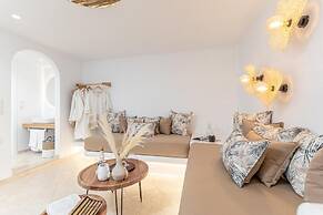 Almiriki Naxos Beachside Living