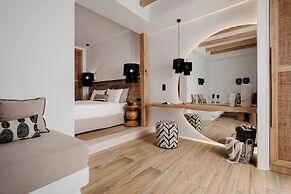 Almiriki Naxos Beachside Living