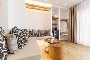 Almiriki Naxos Beachside Living