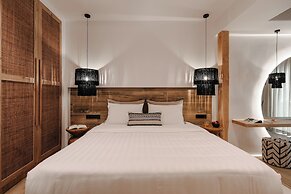 Almiriki Naxos Beachside Living