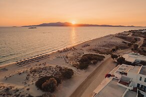 Almiriki Naxos Beachside Living