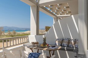 Almiriki Naxos Beachside Living