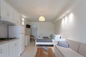 Almiriki Naxos Beachside Living