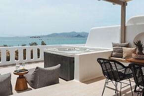 Almiriki Naxos Beachside Living