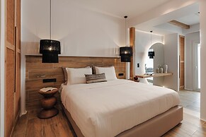 Almiriki Naxos Beachside Living