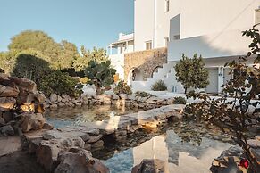 Almiriki Naxos Beachside Living