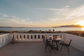 Almiriki Naxos Beachside Living