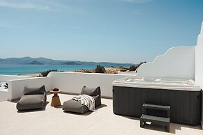 Almiriki Naxos Beachside Living