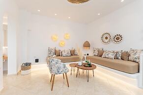 Almiriki Naxos Beachside Living