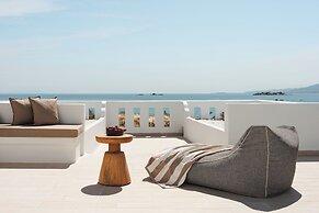 Almiriki Naxos Beachside Living