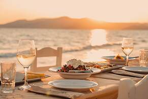 Almiriki Naxos Beachside Living