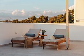 Almiriki Naxos Beachside Living