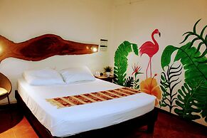 Hostal & Suites Pata de Perro Bacalar