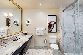 Brownwood Hotel & Spa