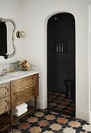 Commodore Perry Estate, Auberge Resorts Collection