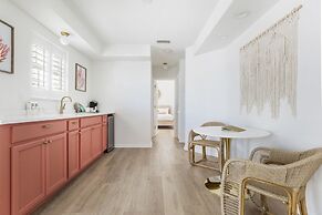 Island Cottage Inn - Adults Only