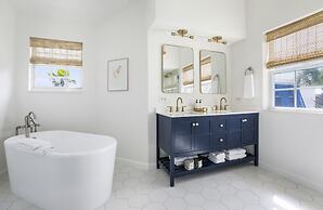 Island Cottage Inn - Adults Only