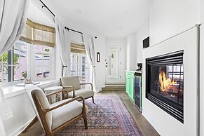 Island Cottage Inn - Adults Only