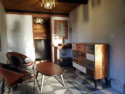 Saboga Lodge and Villa Noelia