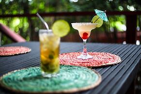 Saboga Lodge and Villa Noelia