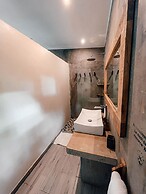 Saboga Lodge and Villa Noelia