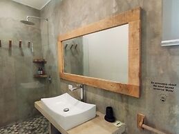 Saboga Lodge and Villa Noelia