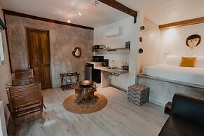 Saboga Lodge and Villa Noelia