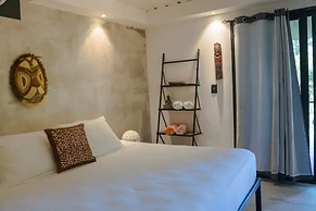 Saboga Lodge and Villa Noelia