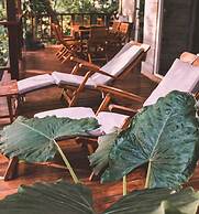 Saboga Lodge and Villa Noelia