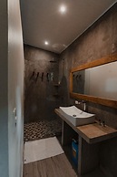 Saboga Lodge and Villa Noelia