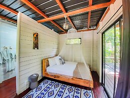 Saboga Lodge and Villa Noelia