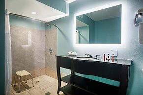 Days Inn by Wyndham Mobile I-65