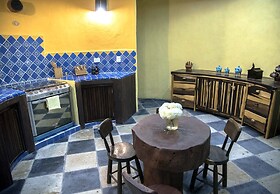 Raíces del Cielo Oasis Holístico