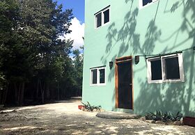 Raíces del Cielo Oasis Holístico