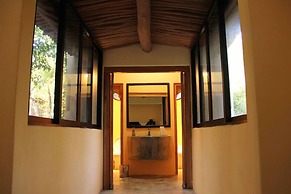 Raíces del Cielo Oasis Holístico