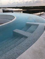 Fall In Love With The 360 Degree Infinity Pool @ PANORAMIC D 204- By S