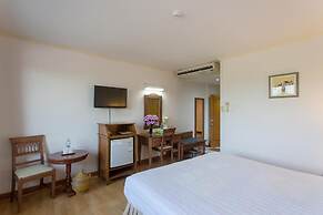 Tangerine Ville Hotel